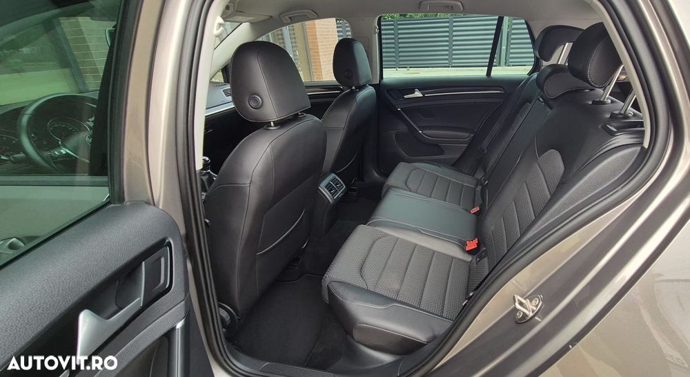 Volkswagen Golf 1.4 TSI Highline - 13