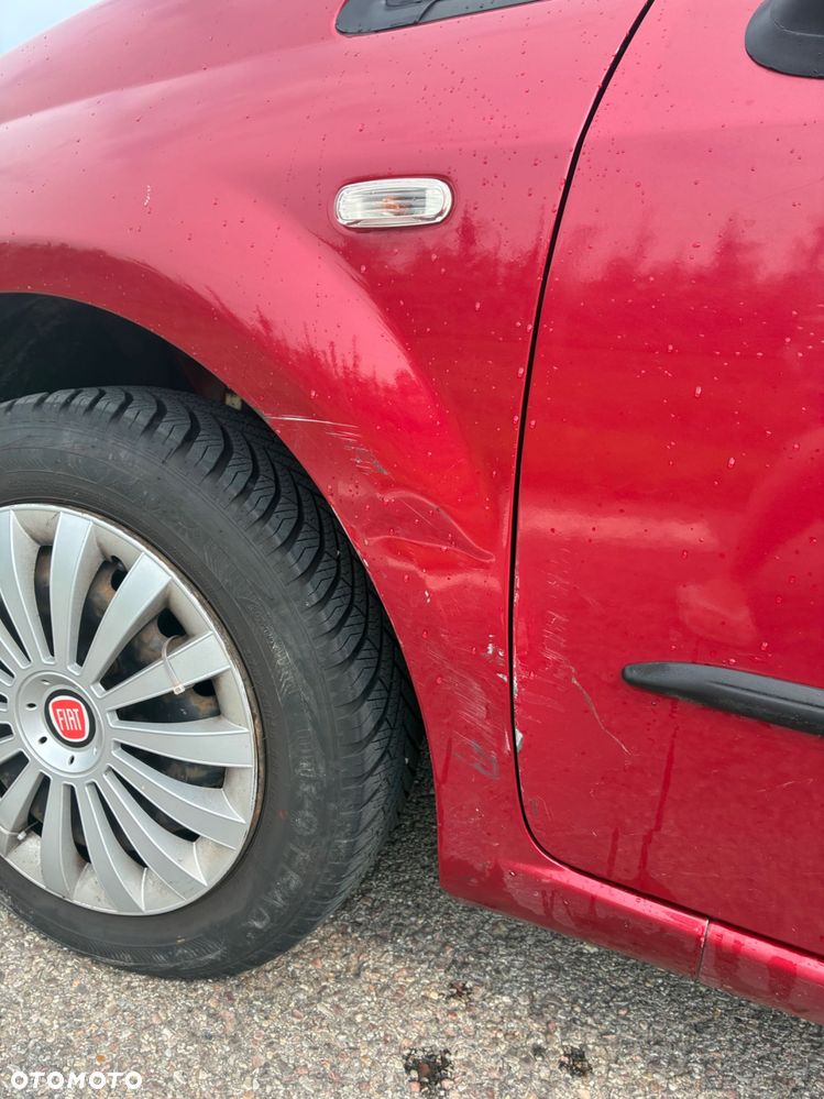 Fiat Grande Punto - 4