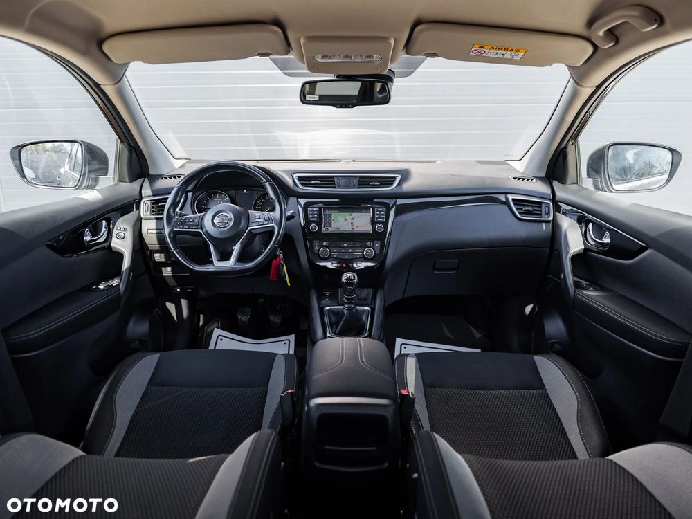 Nissan Qashqai 1.5 dCi N-Connecta - 16