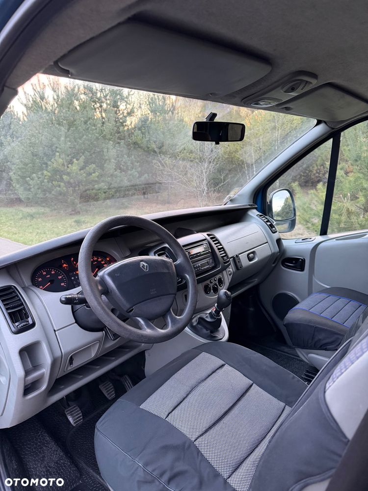 Renault Trafic Passenger Authentique - 8