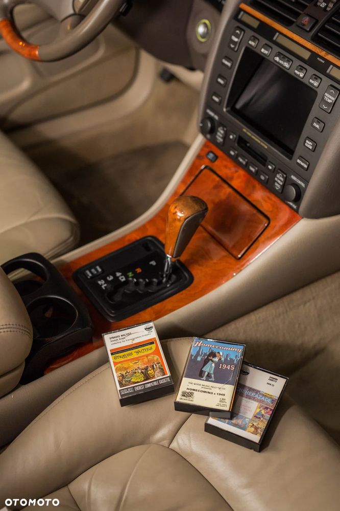 Lexus LS 400 - 21