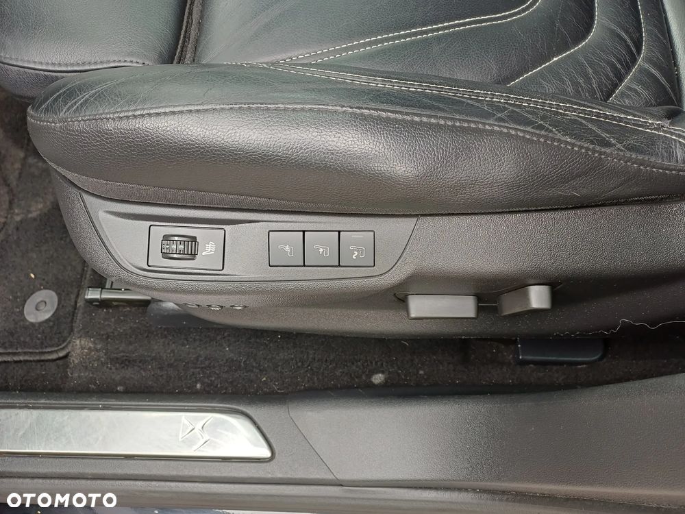 Citroën DS5 2.0 BlueHDi SportChic - 17