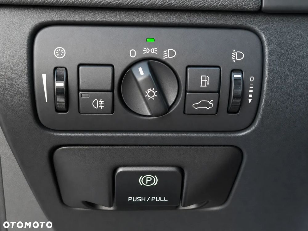 Volvo V60 D3 Geartronic Summum - 14