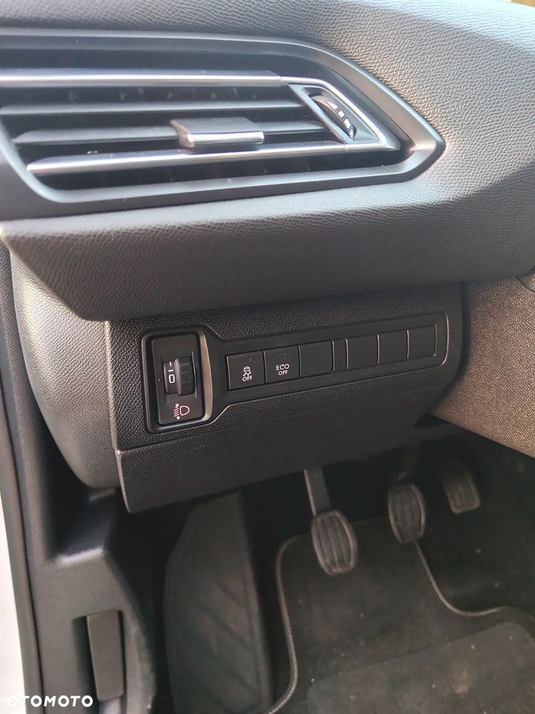 Peugeot 308 1.6 BlueHDi Business Line S&S - 20
