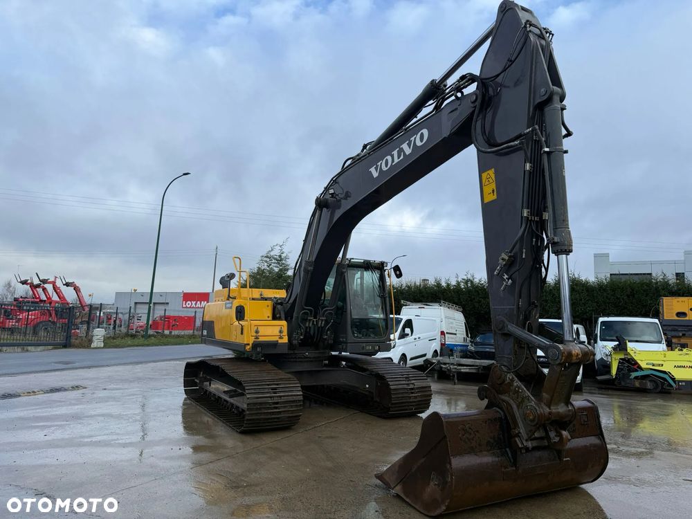 Volvo EC250DL - 12