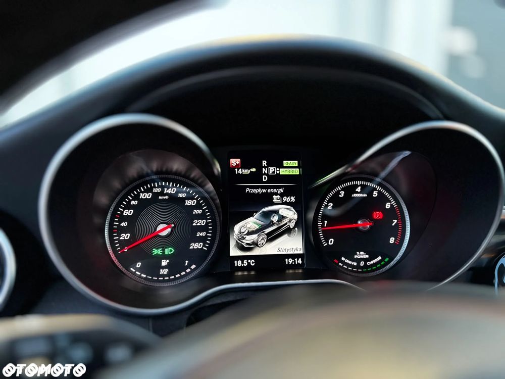 Mercedes-Benz Klasa C 350 e - 34
