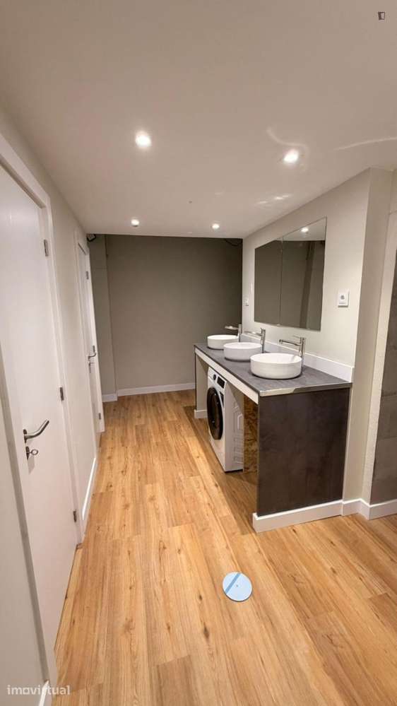 Quarto - localizado em Amadora Lisbon - Grande imagem: 5/7