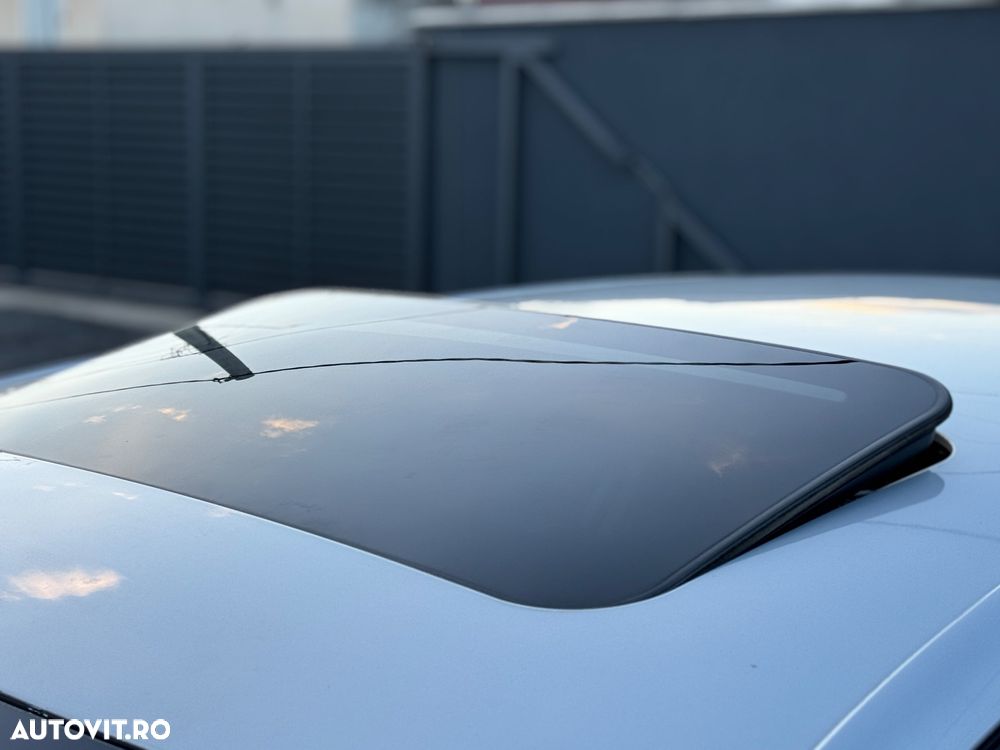 Volkswagen Golf 2.0 TDI DPF DSG MATCH - 25