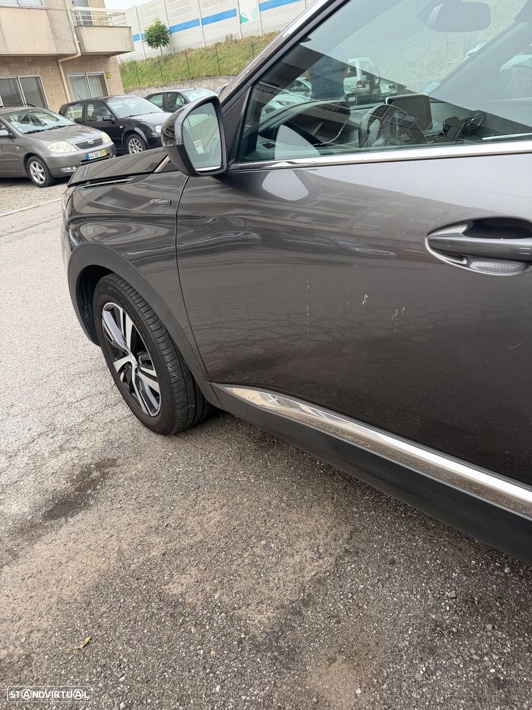 Peugeot 3008 1.5 BlueHDi GT Line EAT8 - 5