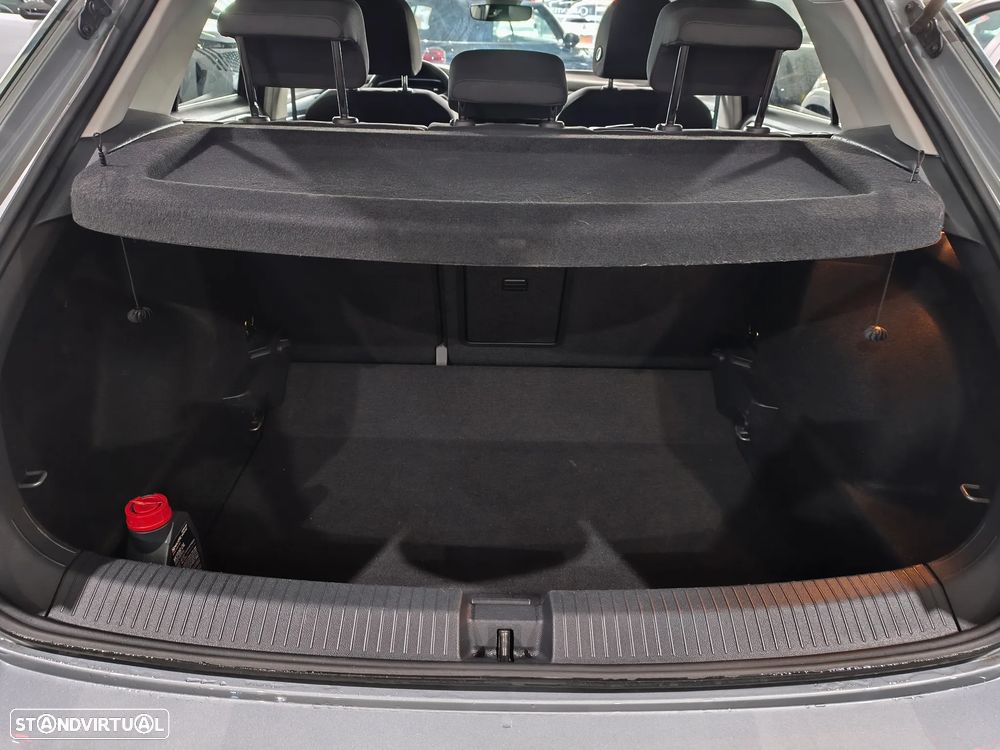 VW T-Roc 1.0 TSI Urban - 4