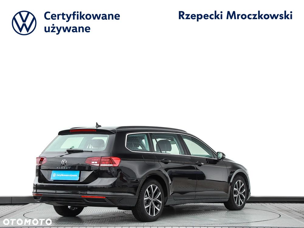 Volkswagen Passat Variant 1.5 TSI EVO Business DSG - 5