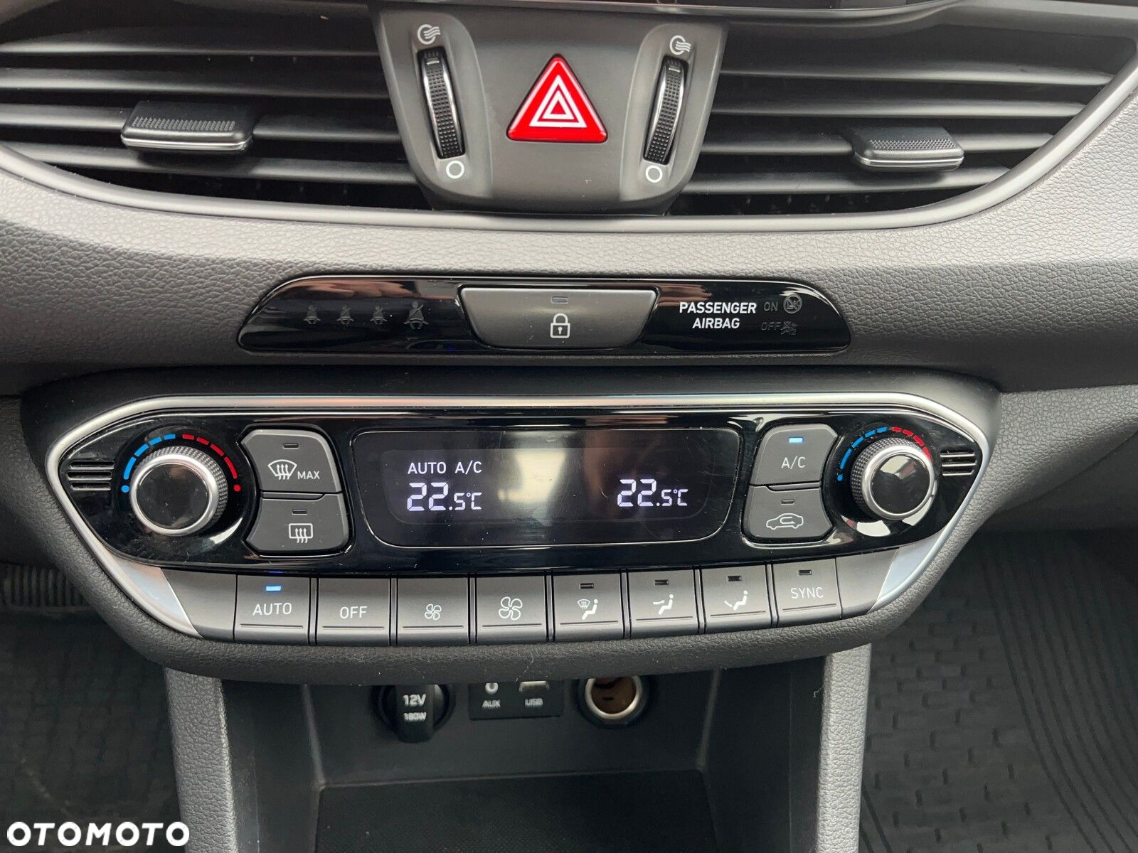 Hyundai i30 1.4 T-GDI Comfort DCT - 28