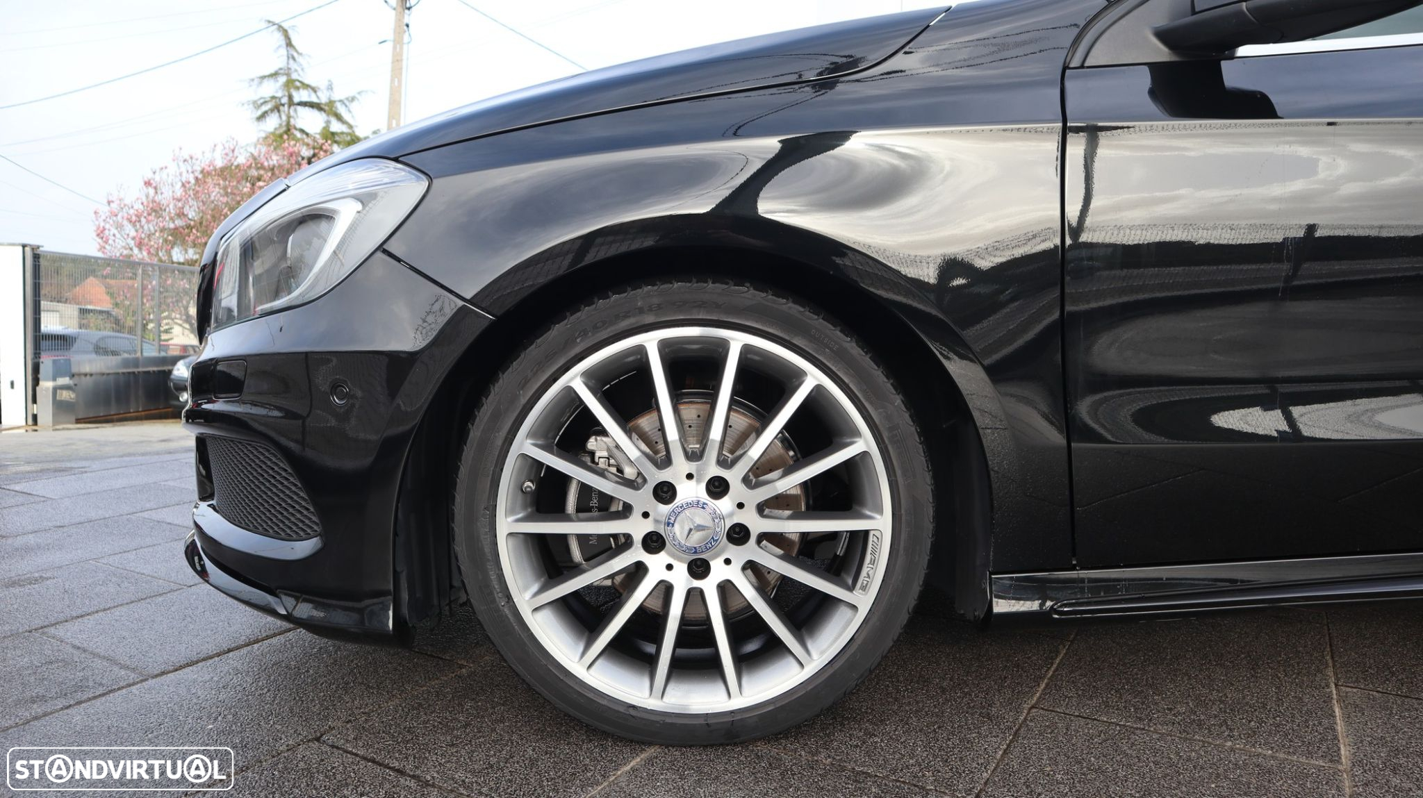 Mercedes-Benz A 180 CDi BE AMG Line - 9
