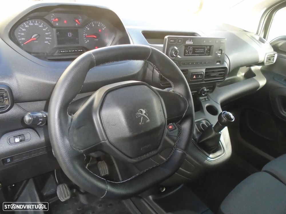 Peugeot PARTNER  LONGA-3 LUGARES 102 CV-NACIONAL-IVA DEDUTIVEL - 11