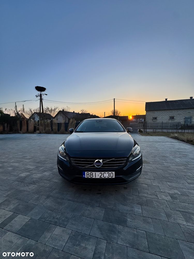 Volvo V60 D3 Edition - 4