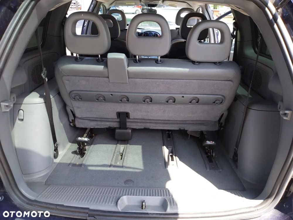 Chrysler Voyager 2.8 Executive LX CRD - 23