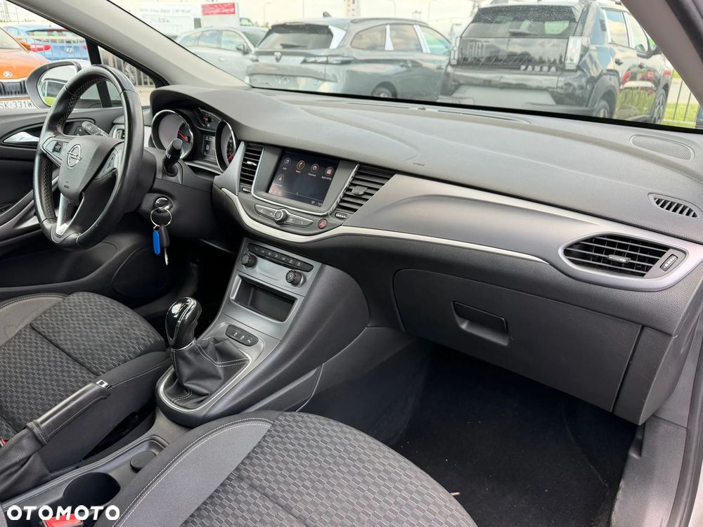 Opel Astra - 13