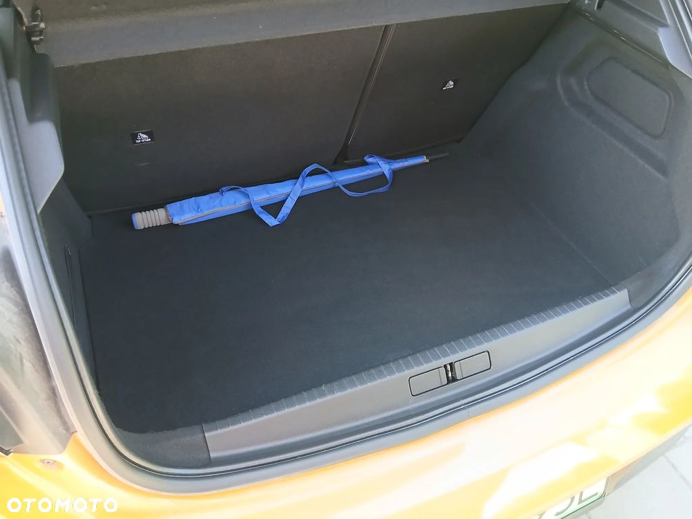 Peugeot 208 e-208 50kWh Style - 26