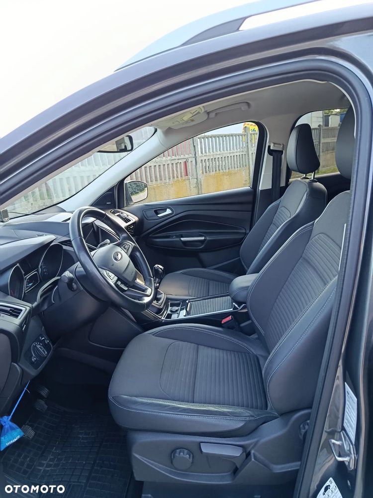 Ford Kuga 1.5 EcoBoost FWD Titanium - 10