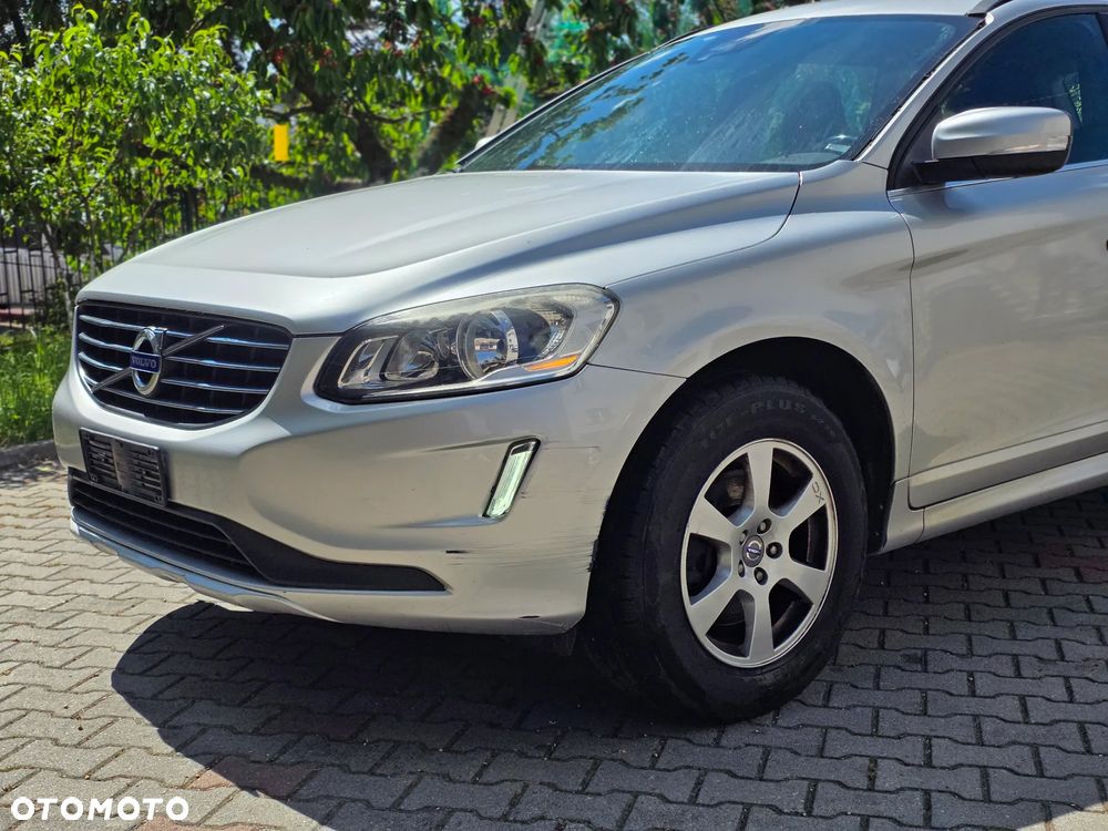 Volvo XC 60 D4 Geartronic Momentum - 3