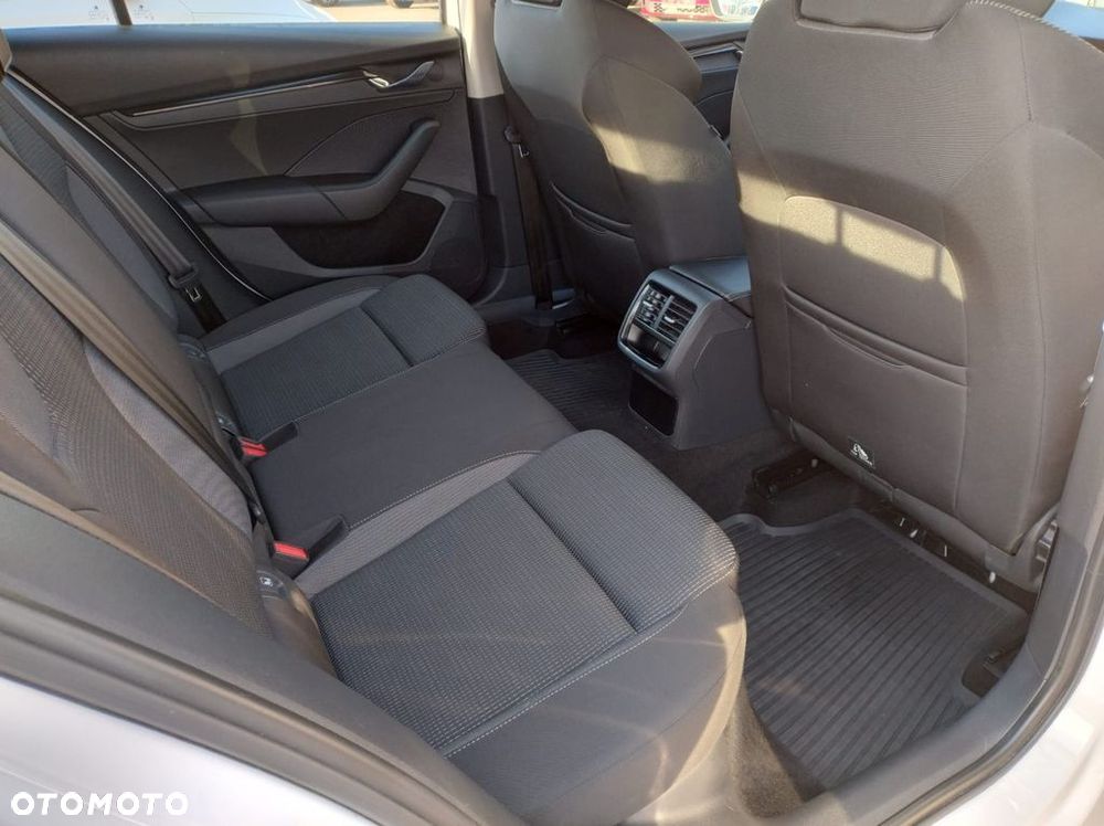 Skoda Octavia 2.0 TDI Ambition - 12