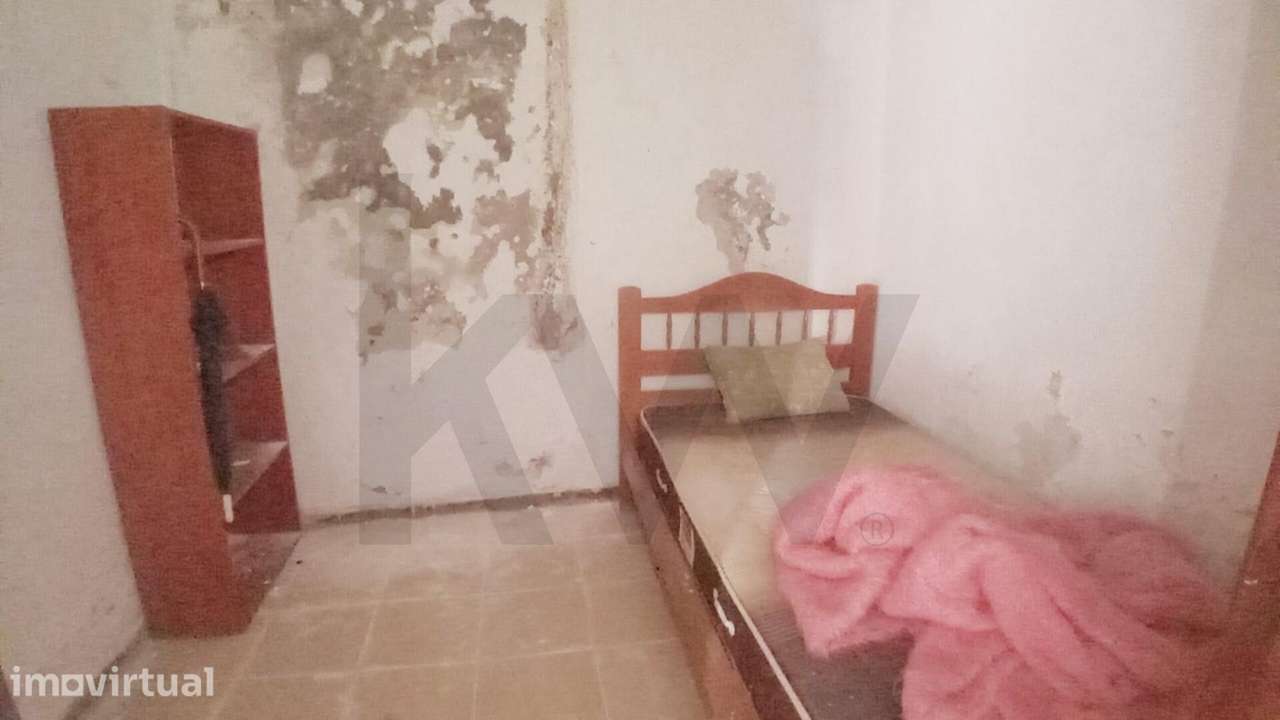 Moradia para Recuperar em Alfarelos – Excelente Oportunidade - Grande imagem: 4/19