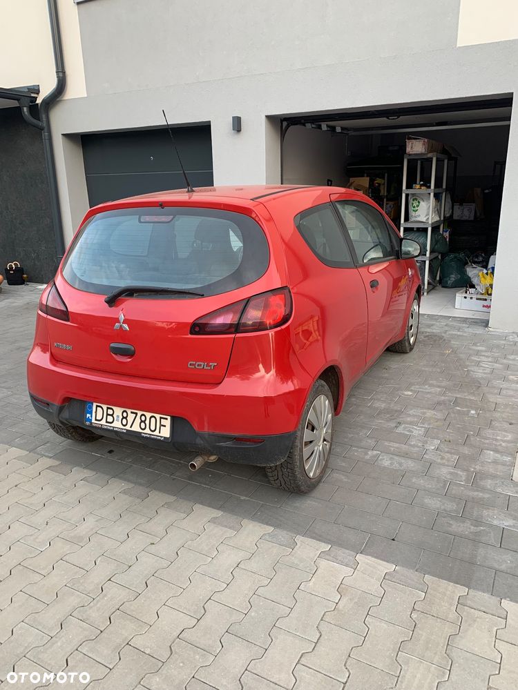 Mitsubishi Colt 1.1 Entry / Inbusiness EU5 - 5