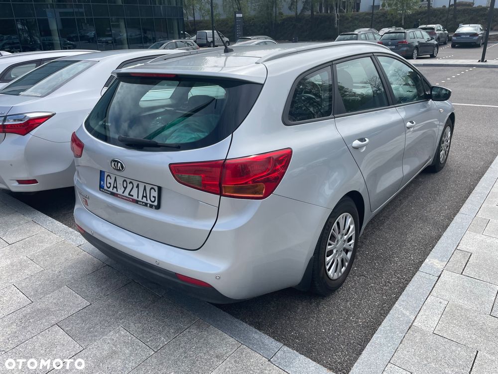 Kia Ceed 1.6 GDI L - 6