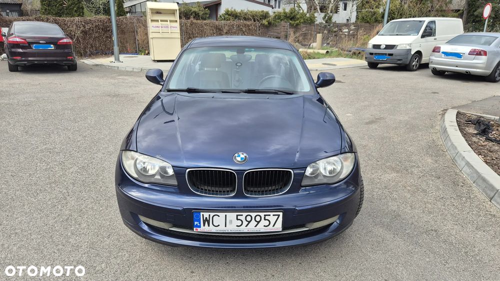 BMW Seria 1 116d DPF - 3