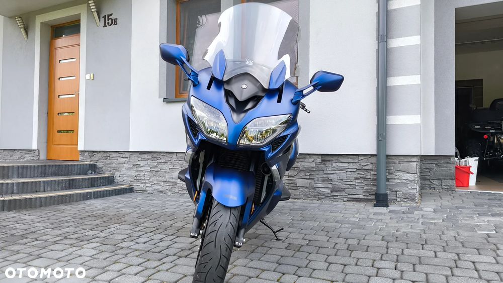 Yamaha FJR - 3