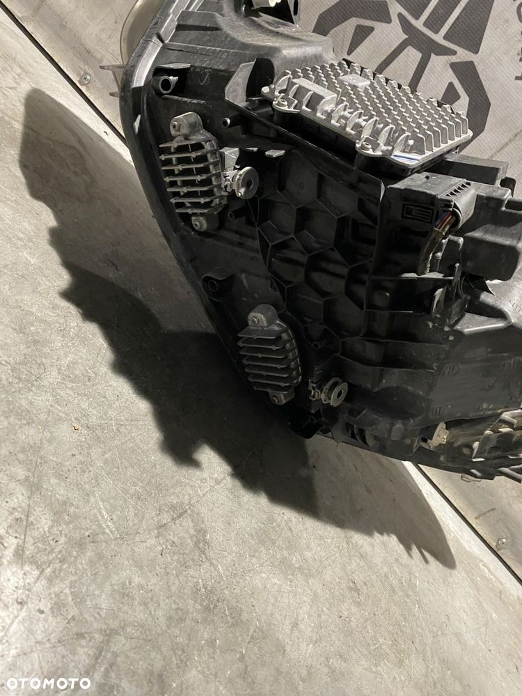 BMW 1 F20 F21 lift lampa prawa przód kompletna 8739572-01 - 6