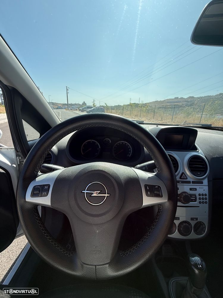 Opel Corsa 1.3 CDTI - 10