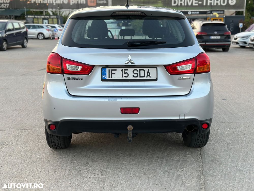 Mitsubishi ASX - 4