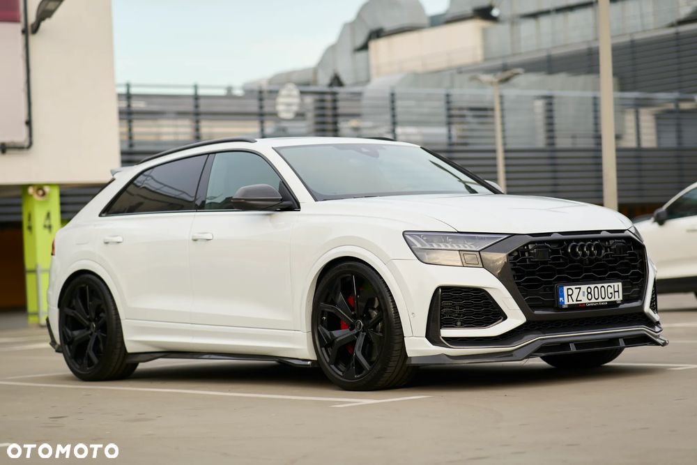 Audi RS Q8 - 18