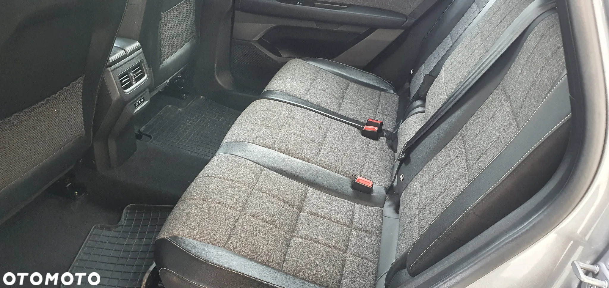 Renault Espace 1.2 E-Tech Full Hybrid 200 Techno MMT 7os - 15