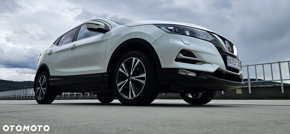 Nissan Qashqai 1.3 DIG-T Tekna - 24