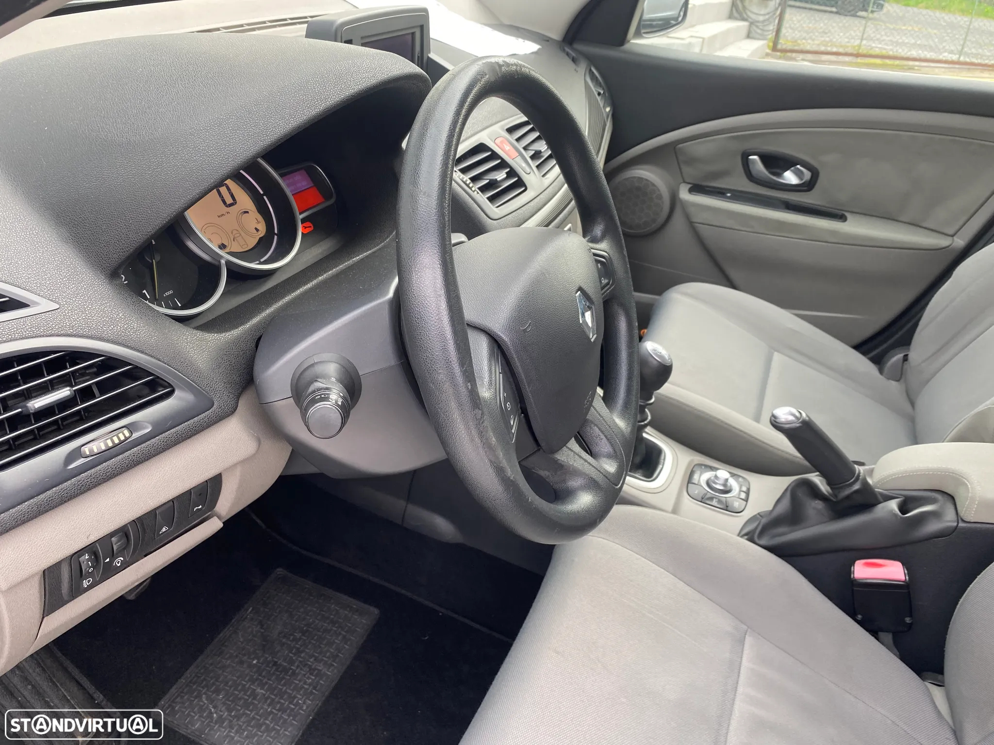 Renault Mégane Sport Tourer 1.5 dCi Dynamique - 8
