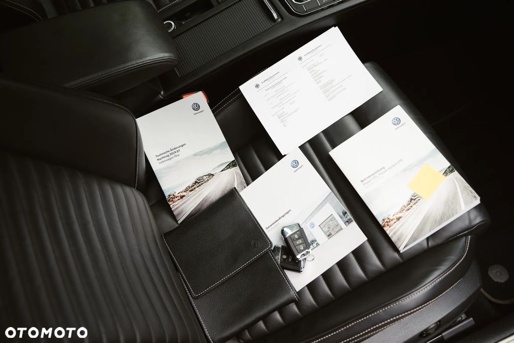 Volkswagen Passat 1.4 TSI DSG GTE - 38
