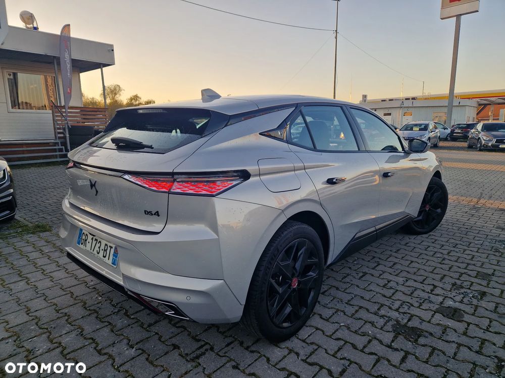 DS Automobiles DS 4 1.2 PureTech Performance Line + - 2