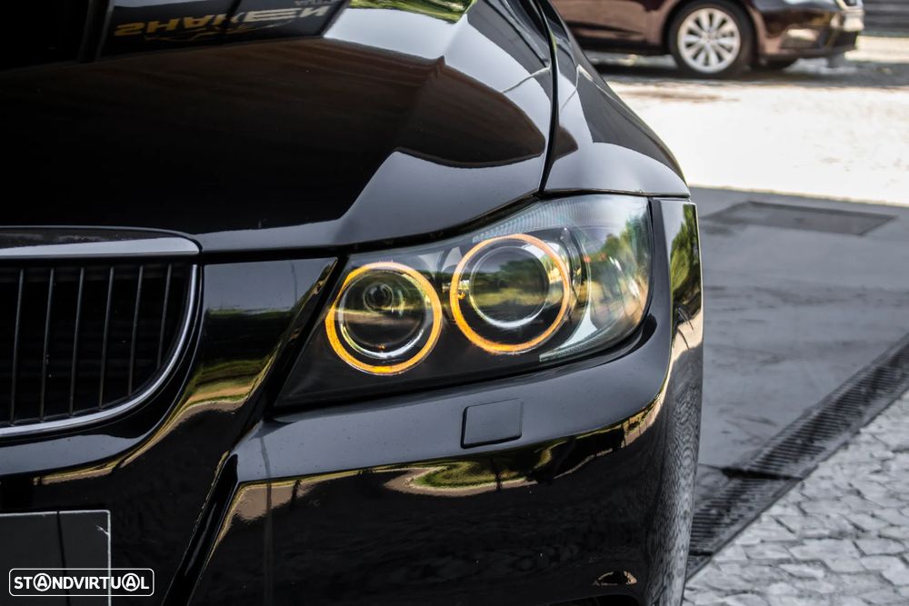 BMW 320 d Auto - 8