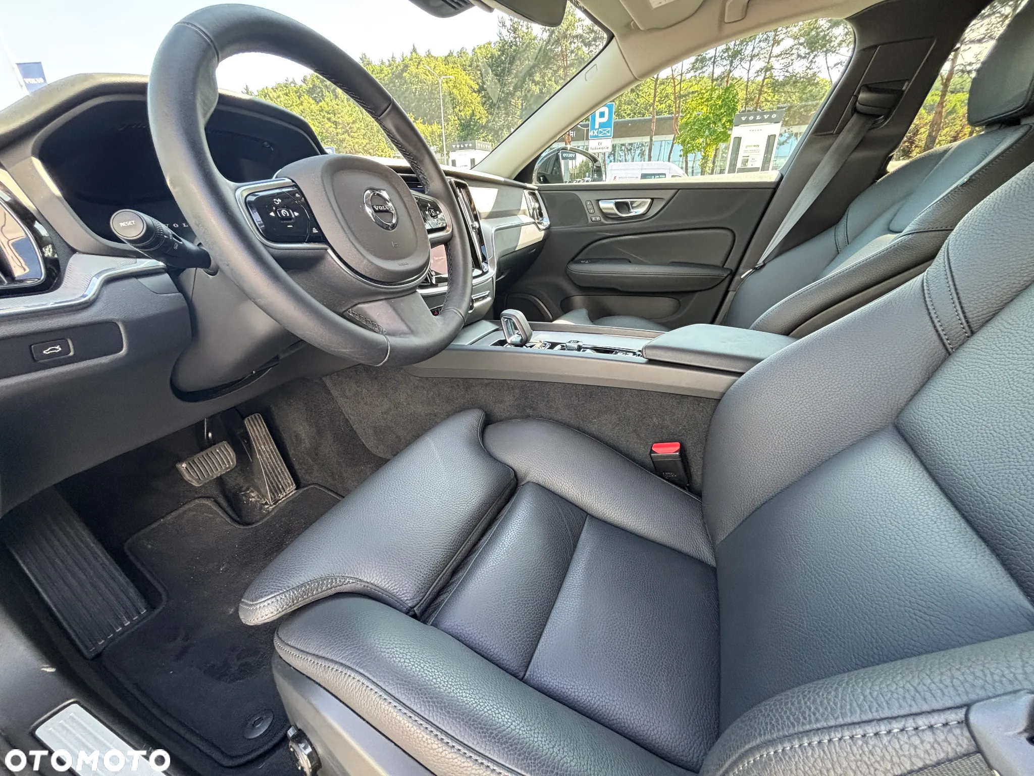Volvo V60 B4 B Plus Dark - 7