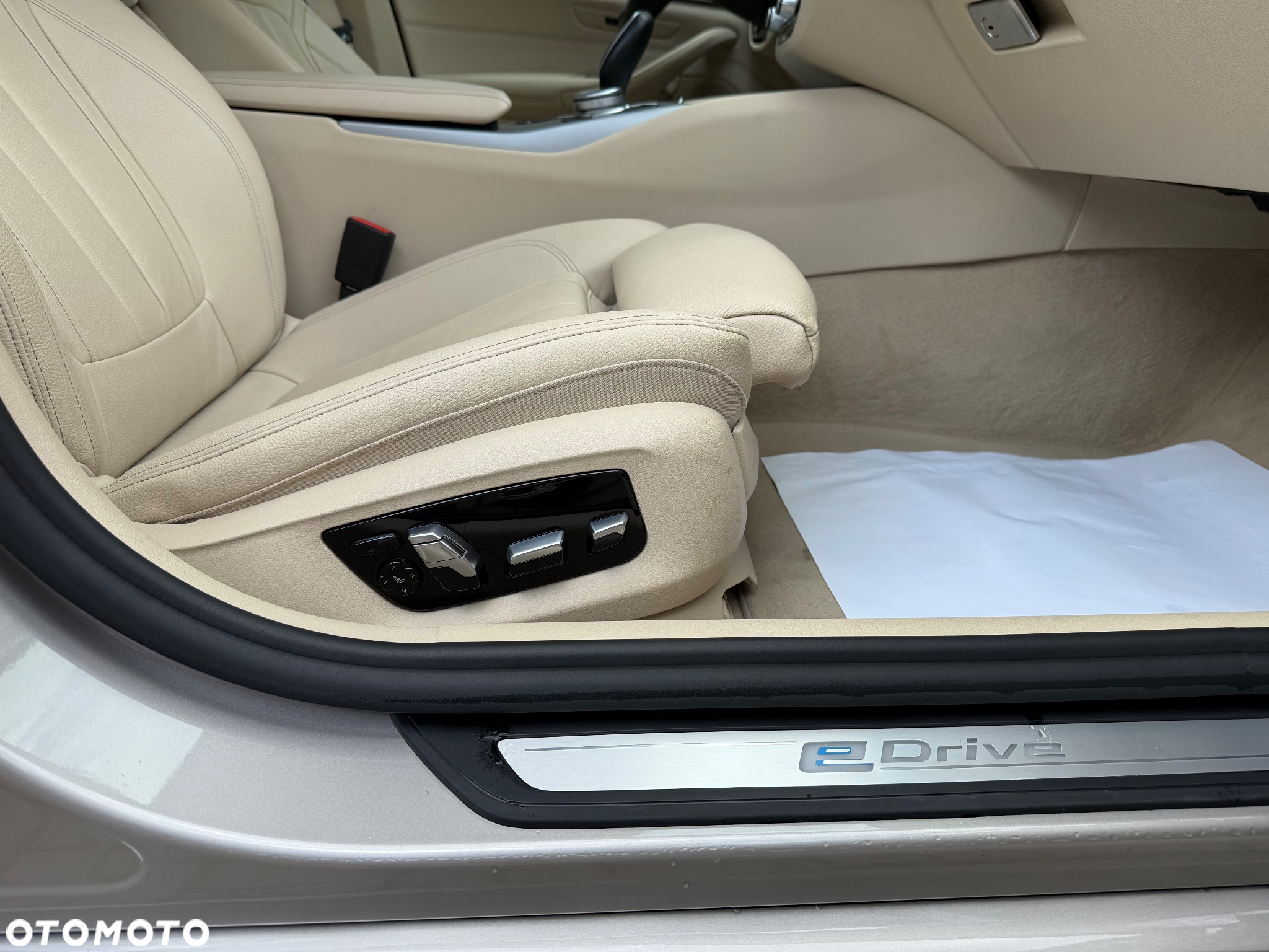 BMW Seria 5 530e Luxury Line sport - 32