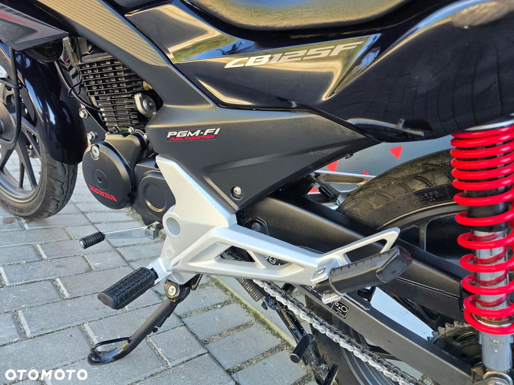 Honda CBF - 11