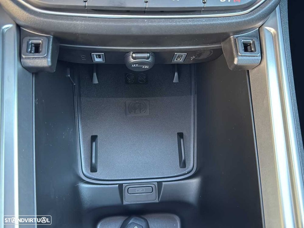 Jeep Avenger 1.2 e-Hybrid Summit DCT - 16