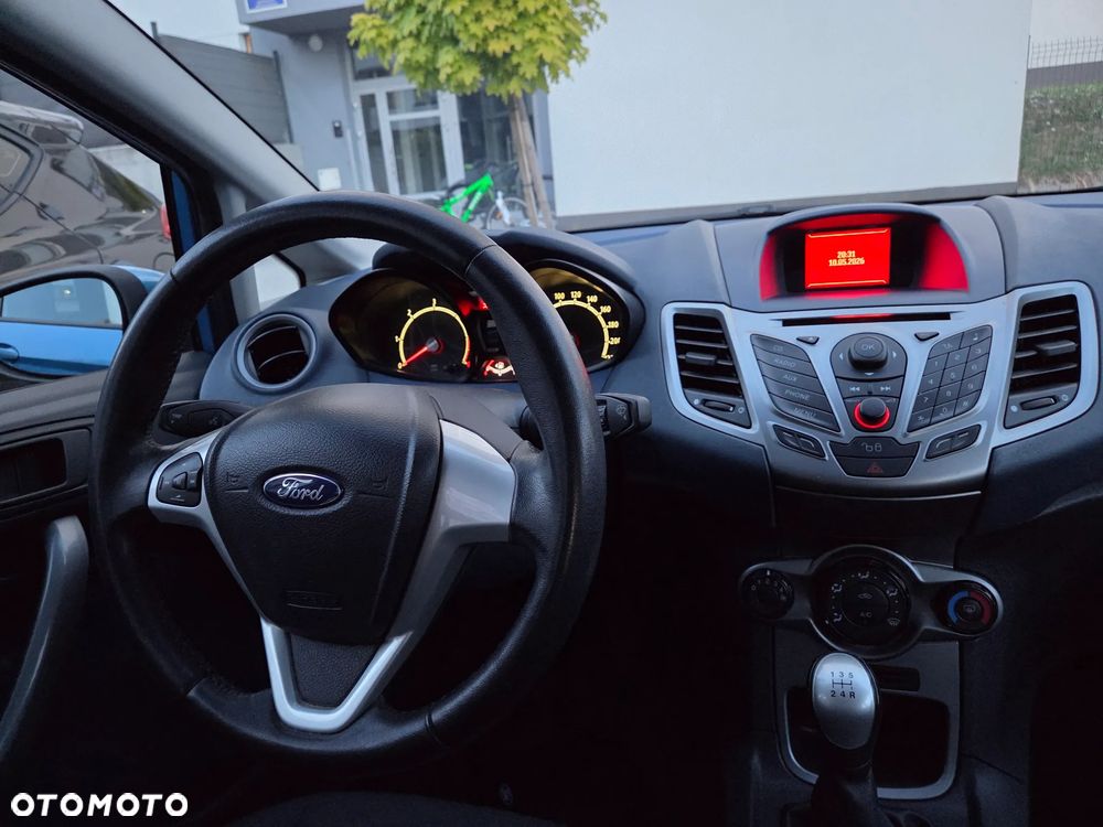 Ford Fiesta 1.4 TDCI Connection - 15