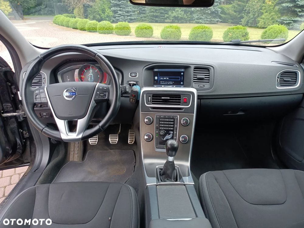 Volvo V60 D2 Momentum - 5