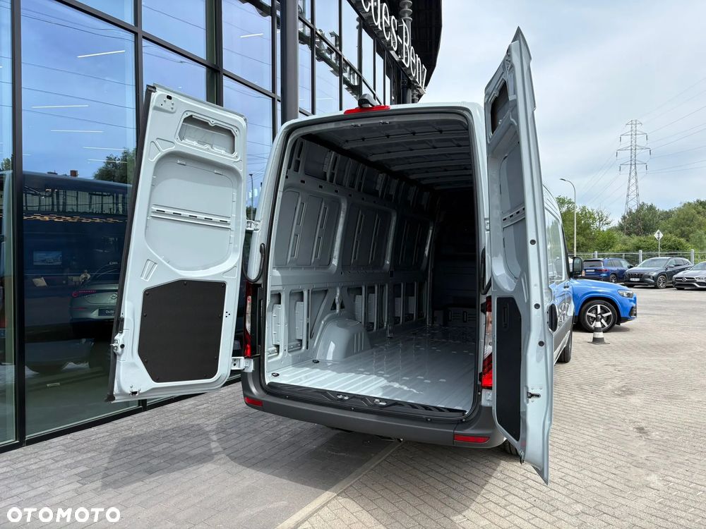 Mercedes-Benz Sprinter - 7