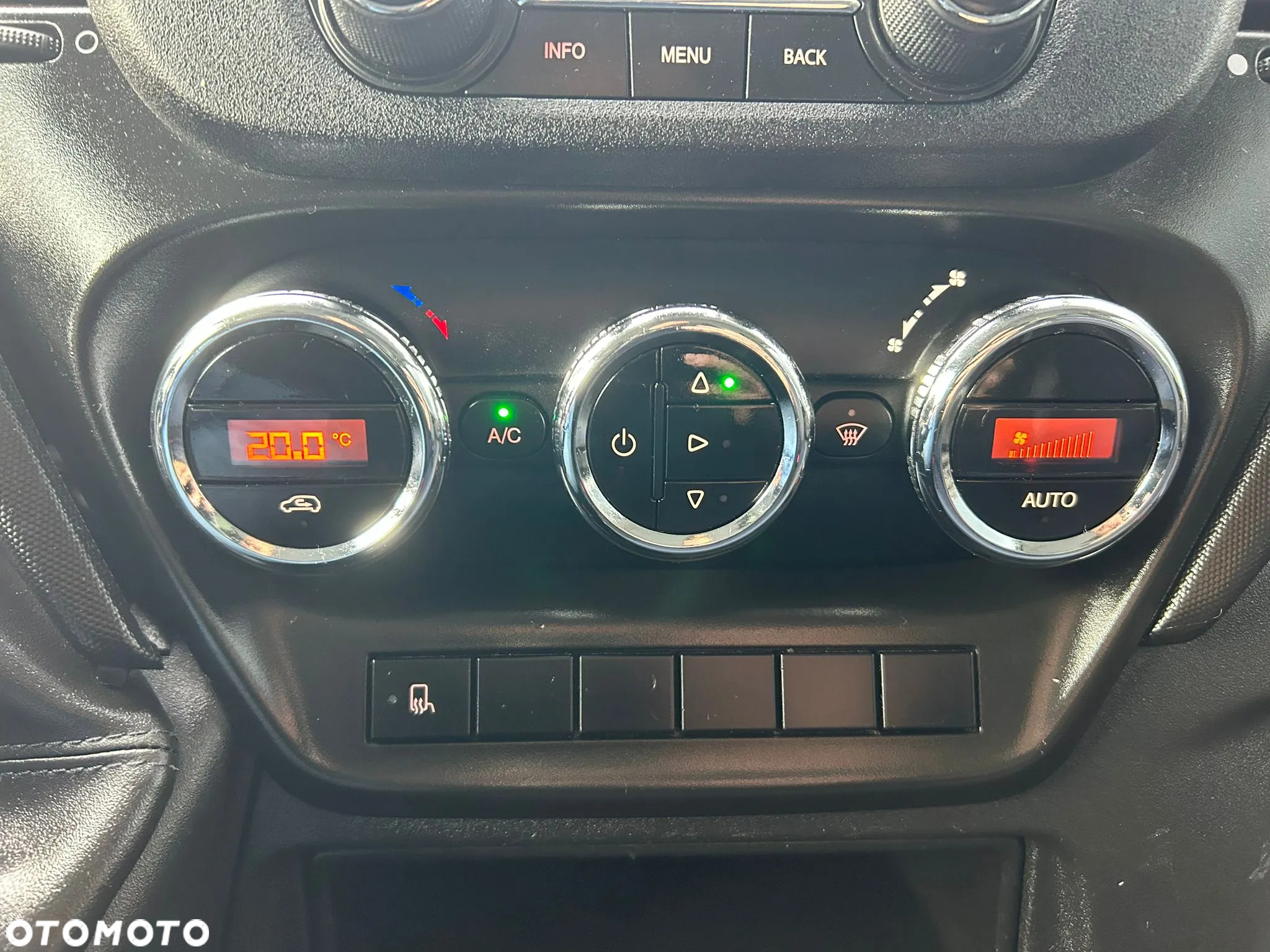 Iveco Daily 35C16 3.0 HPI Chłodnia Mroźnia 8 palet **Podłączenie 230V**Klima**Sprowadzony**Super stan**2021R** - 11