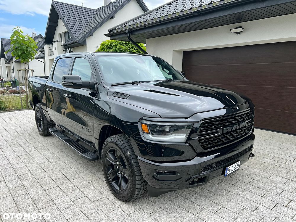RAM 1500 5.7 Crew Cab Bighorn - 2