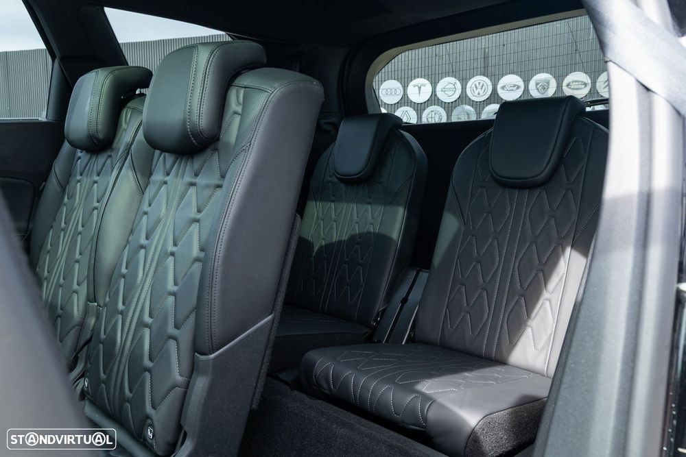 Peugeot 5008 1.5 BlueHDi GT EAT8 - 19